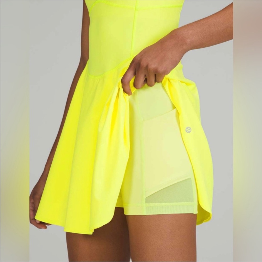 Lululemon Athletica NWT Court Crush Electric Lemon Dress Size 8 - Picture 3 of 13
